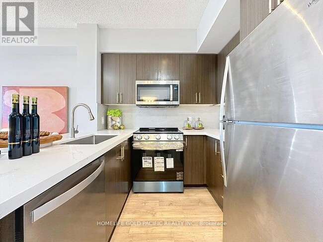 Building Photo - 1603 Eglinton Ave W