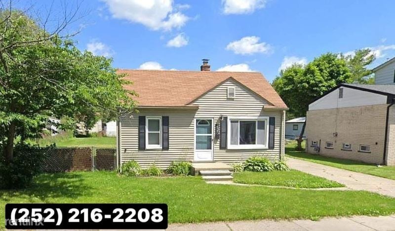 Primary Photo - 2 br, 1 bath House - 3525 Poplar Ave