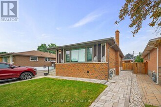 Building Photo - 14 Brampton Rd