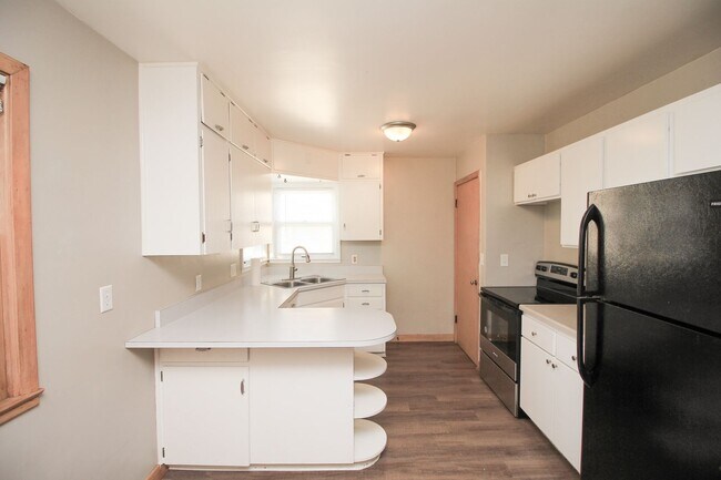 Foto del edificio - 1112 15th Duplex