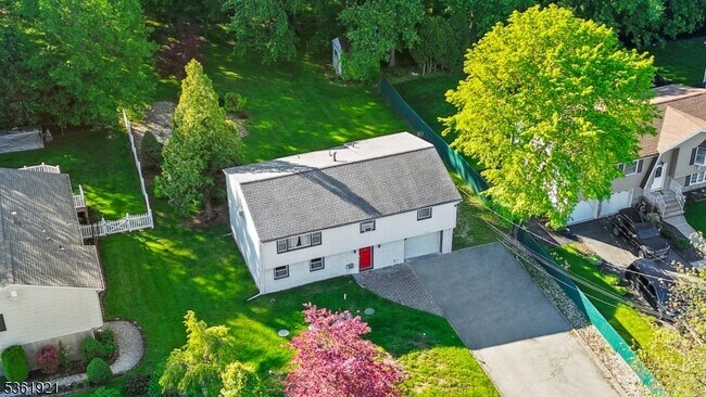 Foto del edificio - 8 Glencross Rd