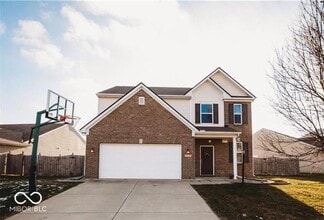 Building Photo - 5221 Bombay Dr