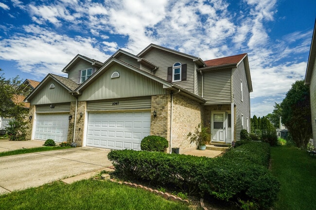 Building Photo - 1047 Beninford Ln