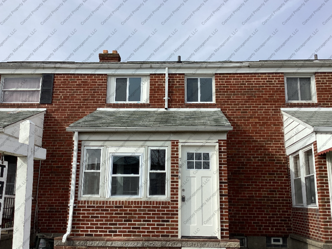 Building Photo - 7844 Lockwood Rd