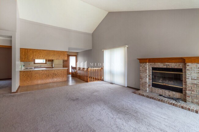 Foto del edificio - Bellevue Townhome