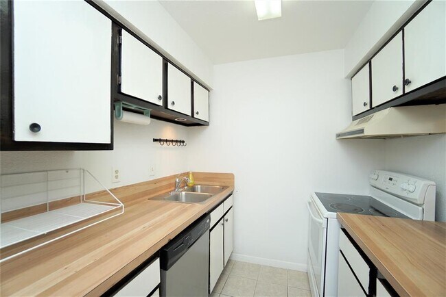 Foto del edificio - 5550 N Braeswood Blvd