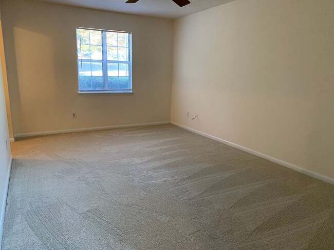 Foto del edificio - Lovely Heathstead 3 Bedroom Townhouse!