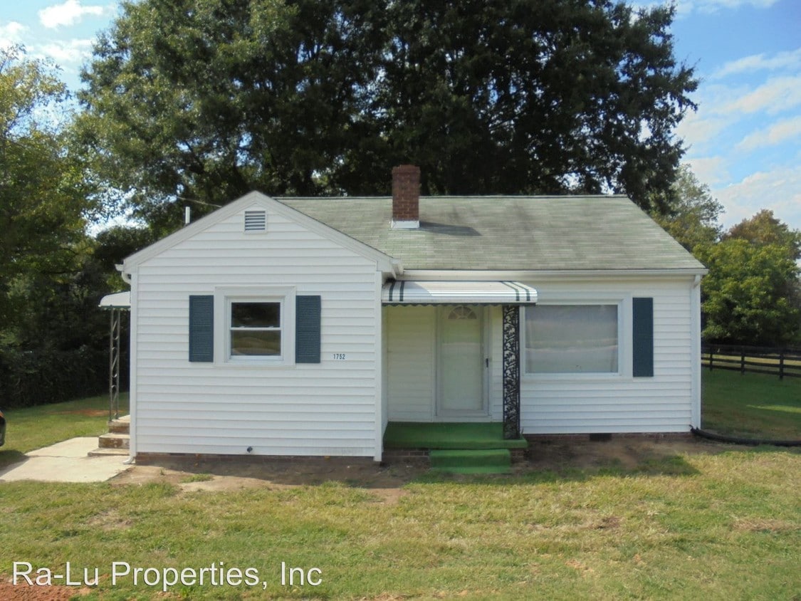 1752 Union Cross Rd, Kernersville, NC 27284 House Rental in