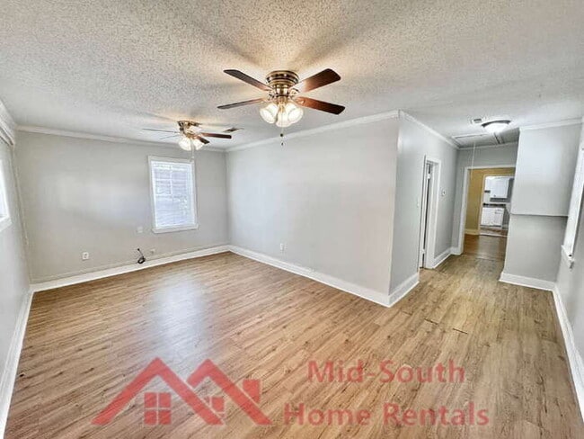 Building Photo - 2603 Carnes Ave