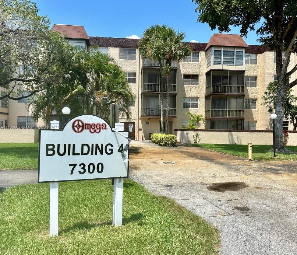 7300 NW 17th St Unit 301, Plantation, FL 33313 Room for Rent in