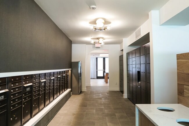 Foto del edificio - 5900 Cameron Rd