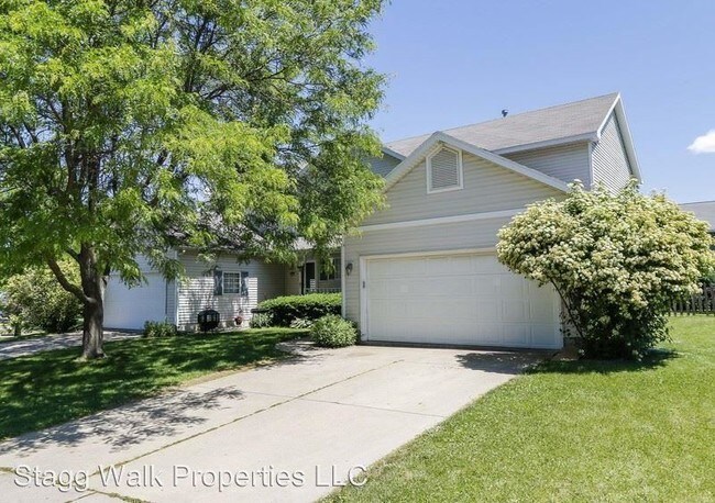 Foto del edificio - 1405-07 Glacier Hill Dr