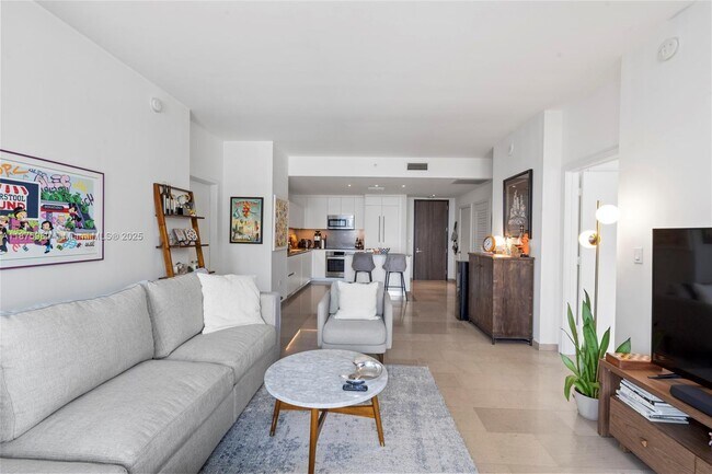 Foto del edificio - 88 SW 7th St