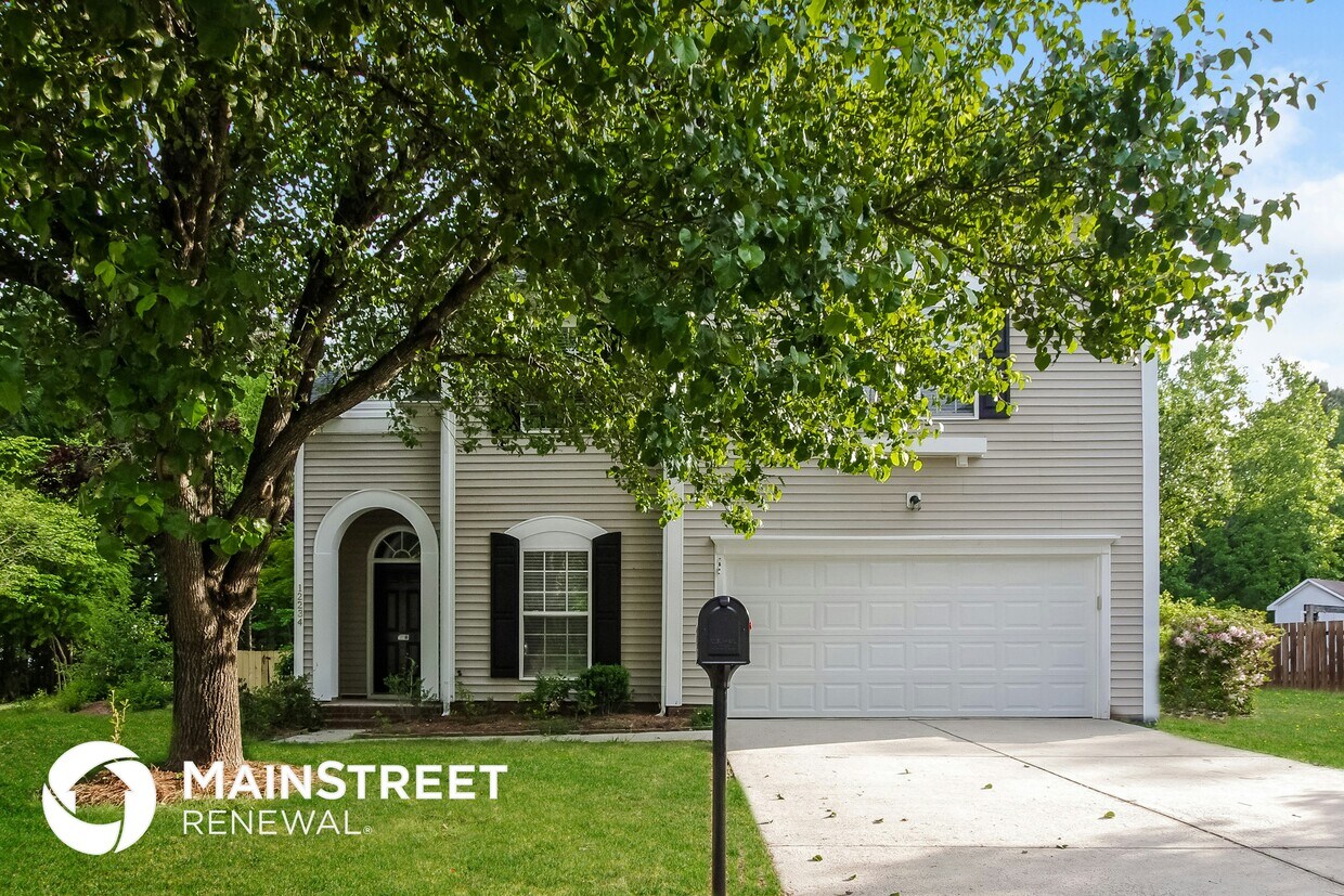 Foto principal - 12234 Winghurst Dr