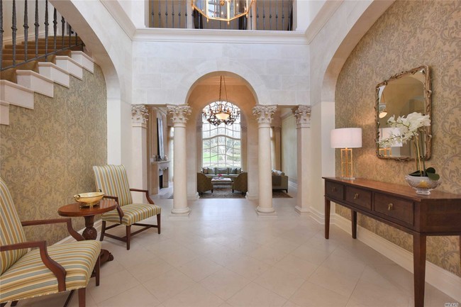 Foto del edificio - 4 Sterling Ln