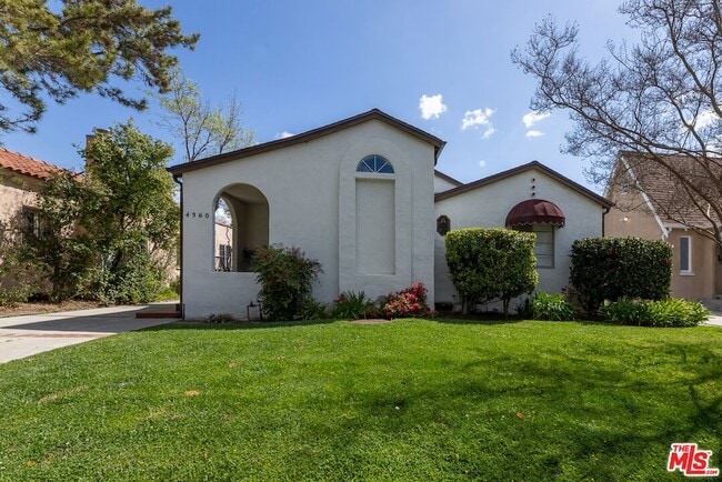 Foto del edificio - 4360 Kraft Ave