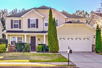 Building Photo - 27 Pin Oak Ln