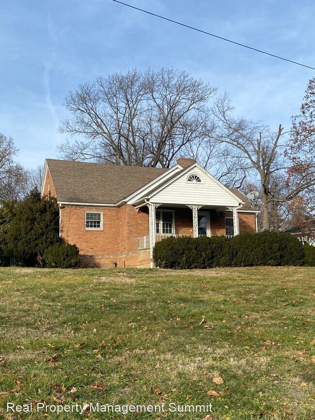 Foto del edificio - 5 br, 3 bath House - 785 Cherry Avenue