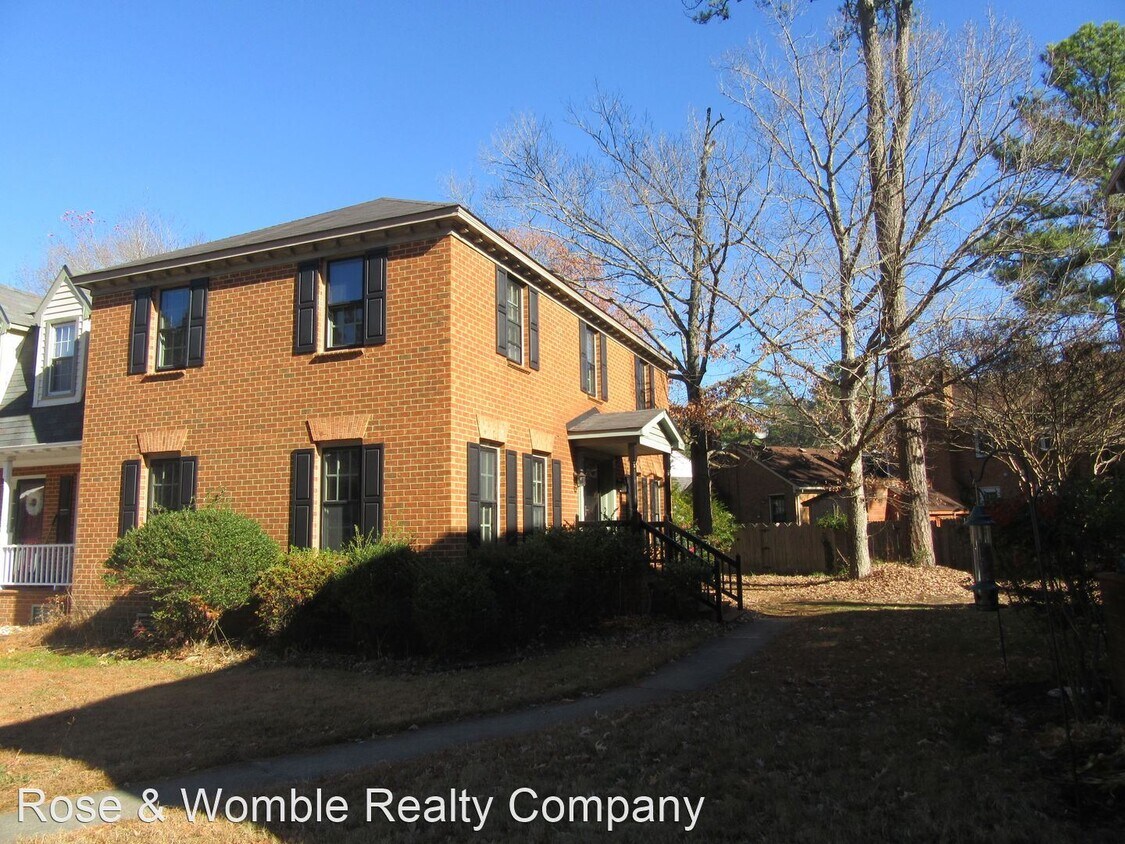 Primary Photo - 3 br, 2.5 bath House - 347 Middle Oaks Drive