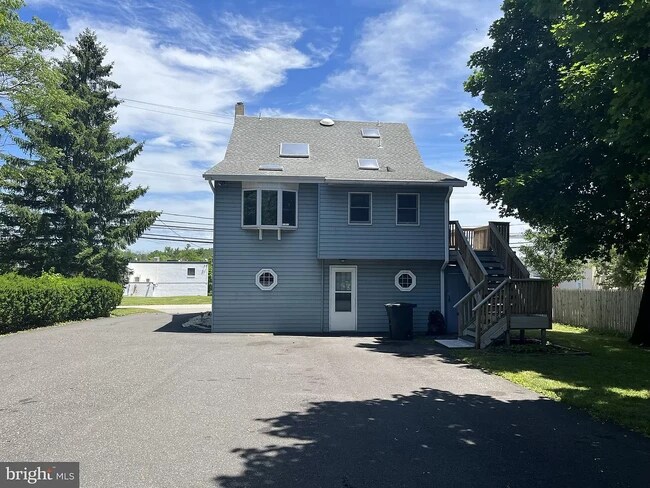 Rear View - 38 Mainland Rd