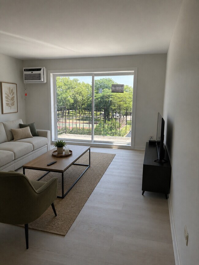 Foto del edificio - 8923 Knight Ave