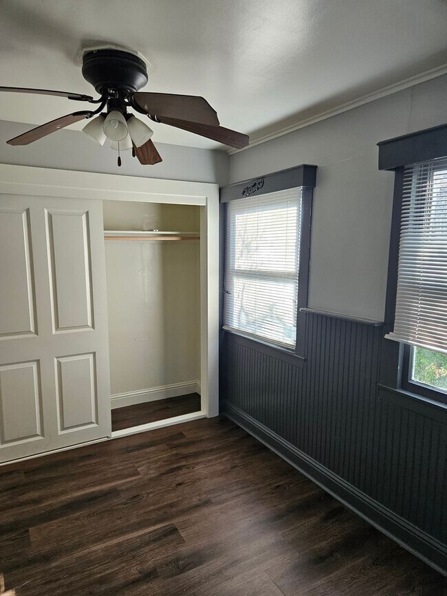 Foto del edificio - 153 N Stewart St