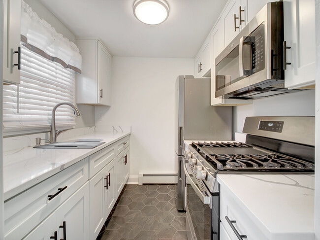 Building Photo - 785 Audrey Dr