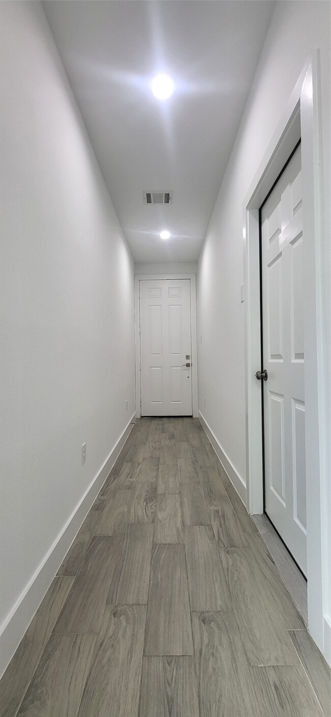 Building Photo - 8308 Prairie View Dr