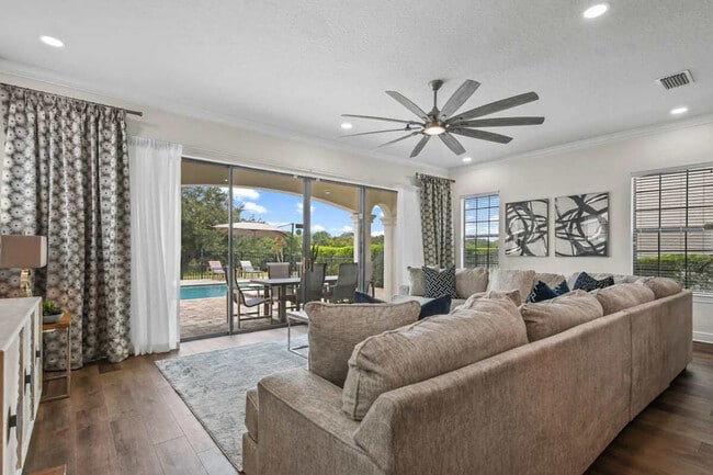Building Photo - 1101 Castle Pines Ct