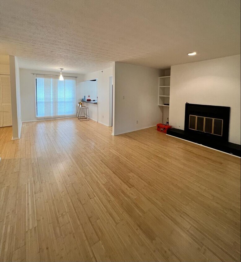 2106 Cumberland Ct SE Unit 2106, Smyrna, GA 30080 Condo for Rent in