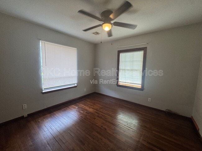 Foto del edificio - 630 SE 21st St