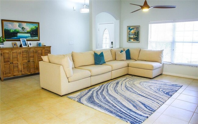 Foto del edificio - 4015 Kingsfield Dr