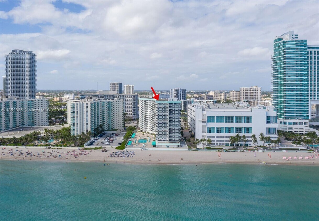 Primary Photo - 3725 S Ocean Dr