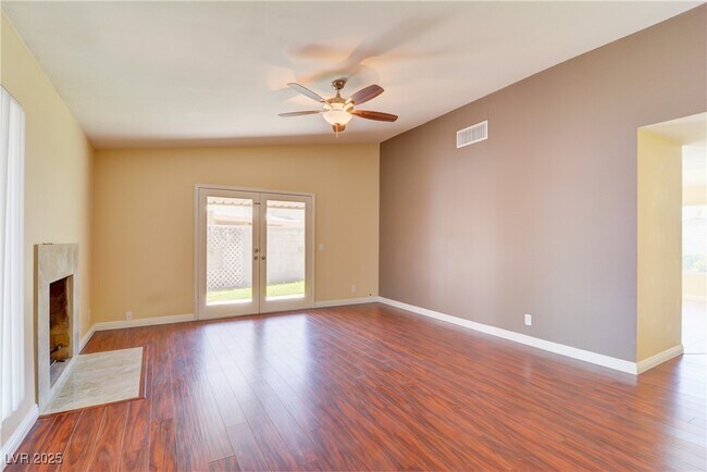 Foto del edificio - 5221 Percheron St