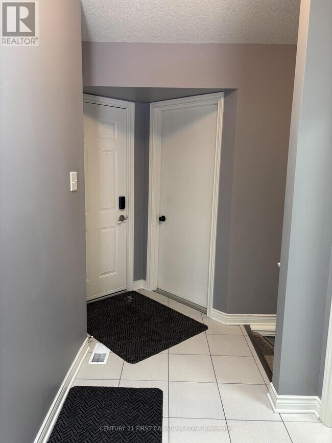 Photo du bâtiment - 90 Ontario St S