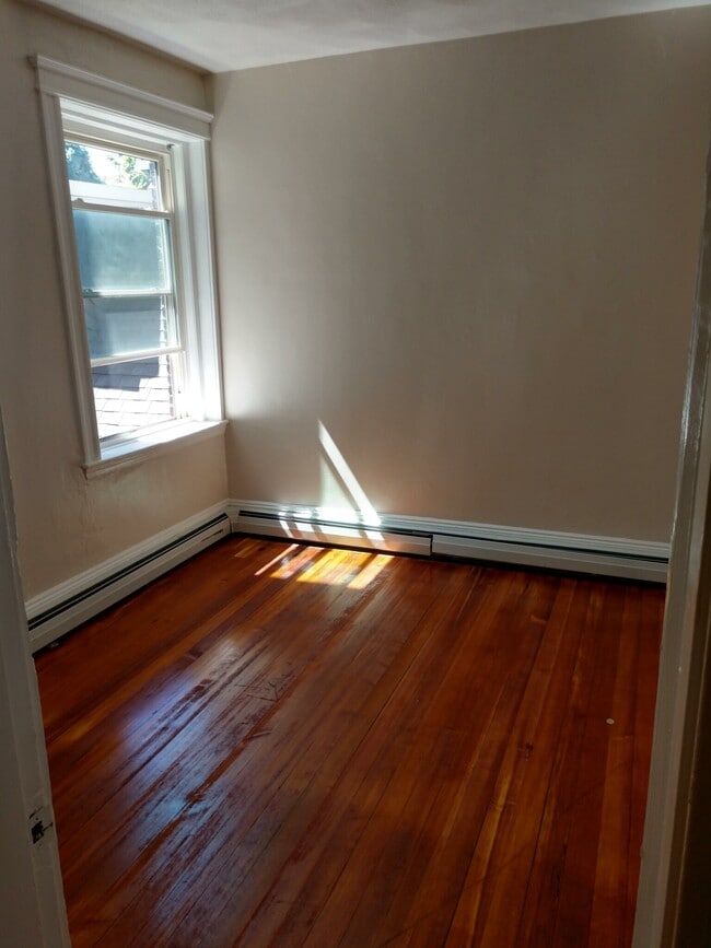 Building Photo - 280 Brookline St