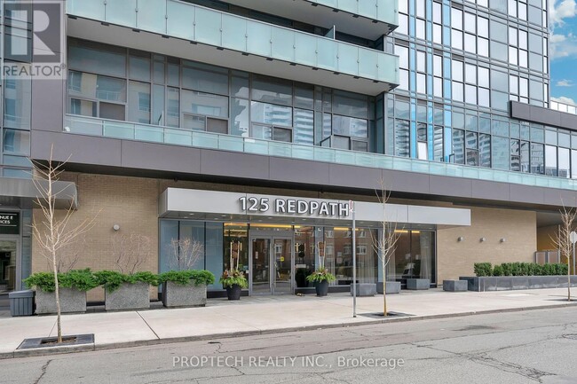Photo du bâtiment - 125-125 Redpath Ave