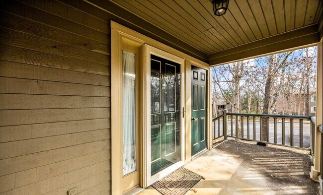 Foto del edificio - 2080 Woodlawn Dr SW