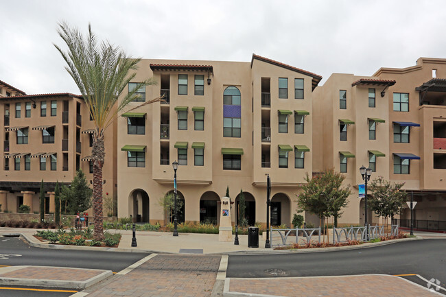 Foto del edificio - Paseo Pointe