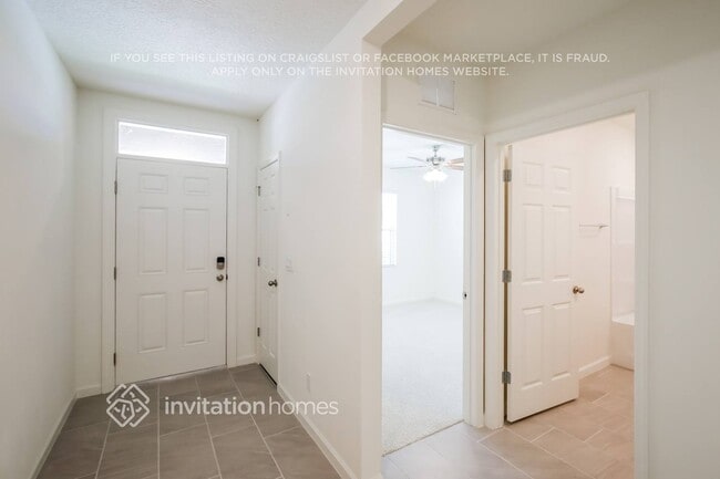 Foto del edificio - 493 Seaspray Dr