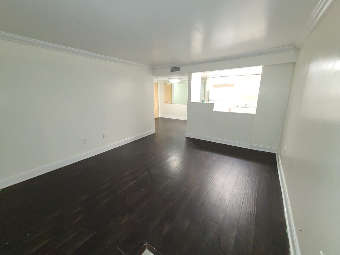 Foto principal - 7638 Forest City Rd