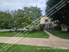 Building Photo - 130 N Railroad St