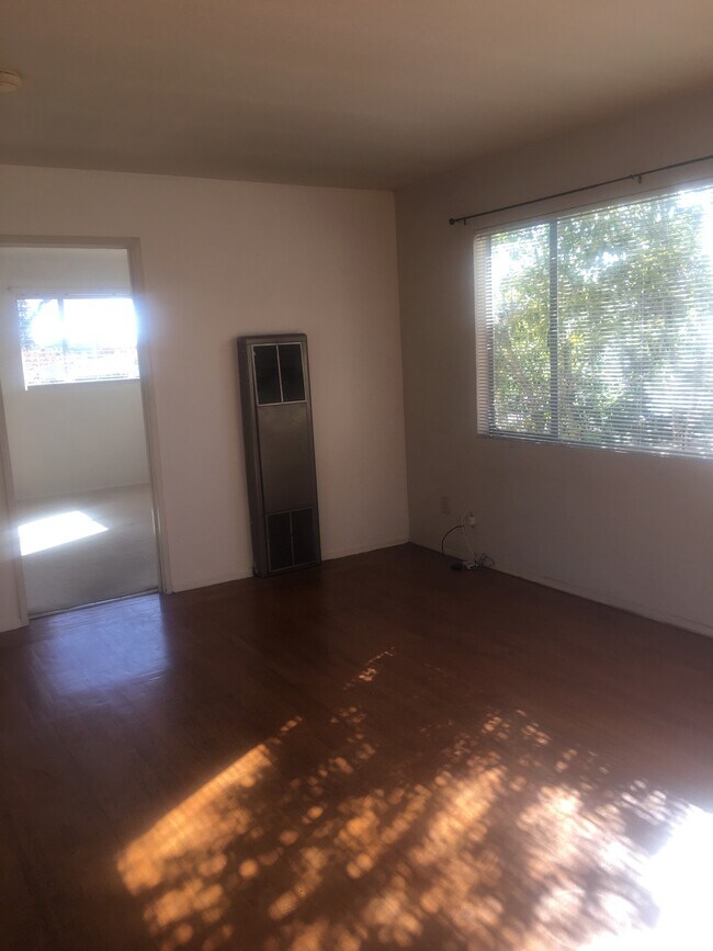 Foto del edificio - 1219 Parker St