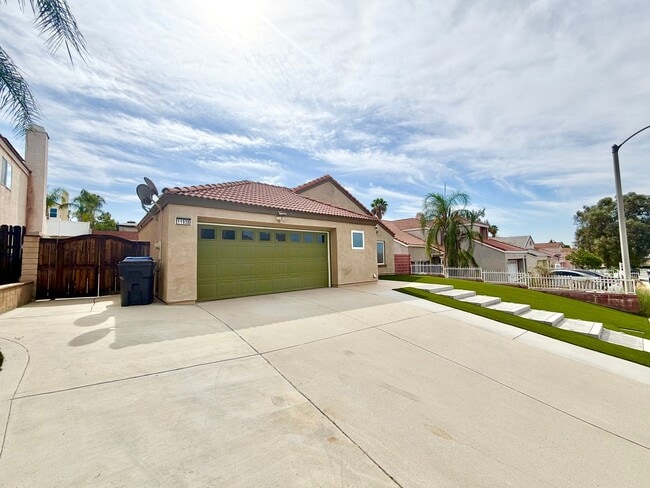 Building Photo - 11938 Venetian Dr