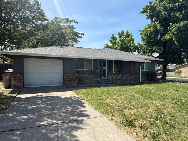 Building Photo - 7400 Loma Verde Way