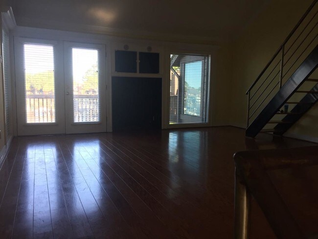 Building Photo - 2318 Crows Nest Dr