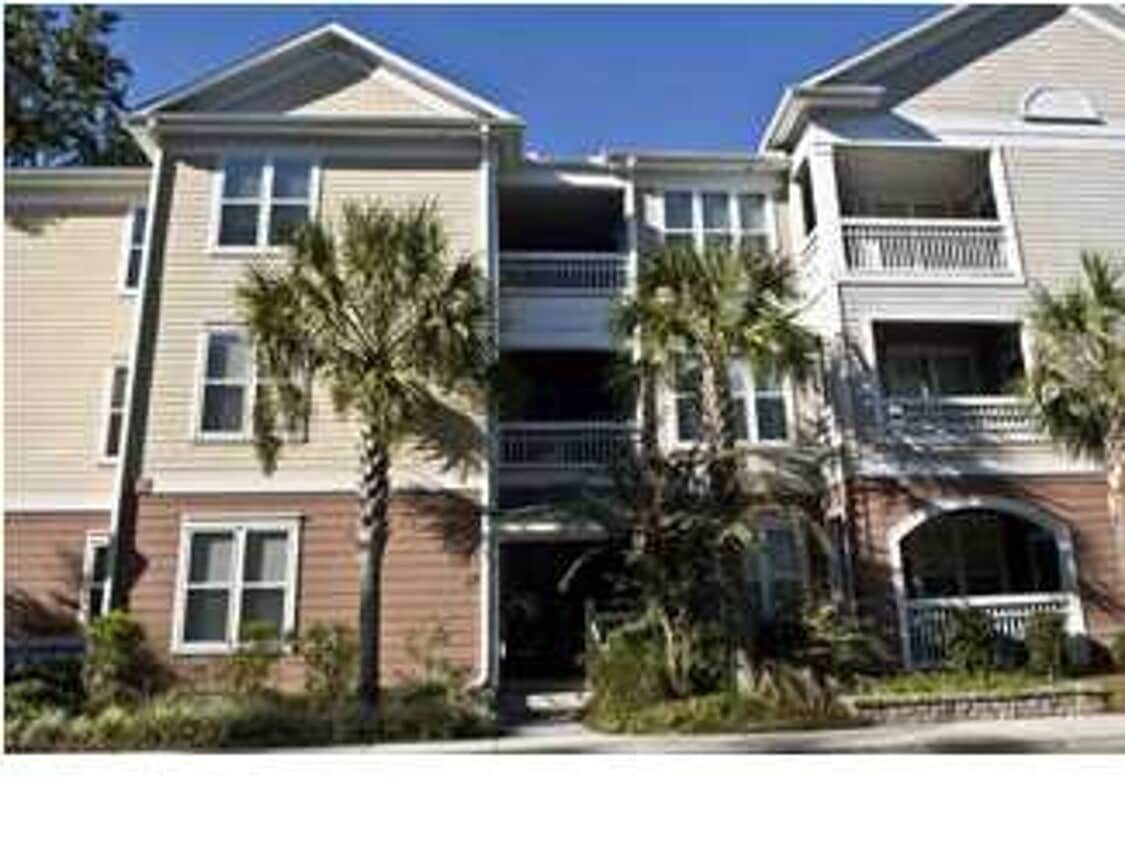 Primary Photo - Two bedroom condo at 254 Seven Farms - Dan...