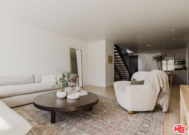 Foto del edificio - 724 Croft Ave