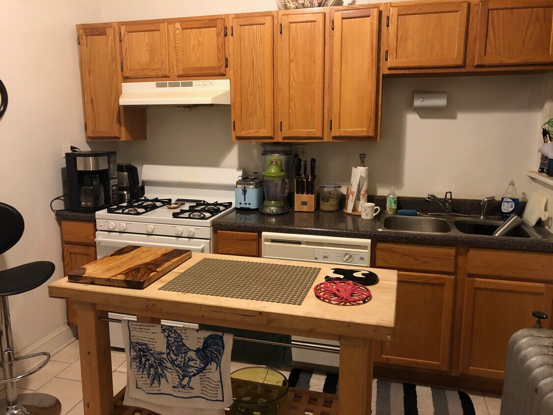 Foto principal - 1703 W Catalpa Ave