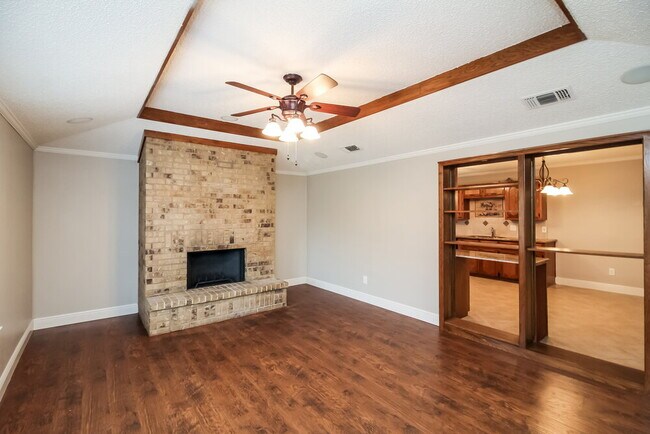 Foto del edificio - 7212 Elderberry Ln